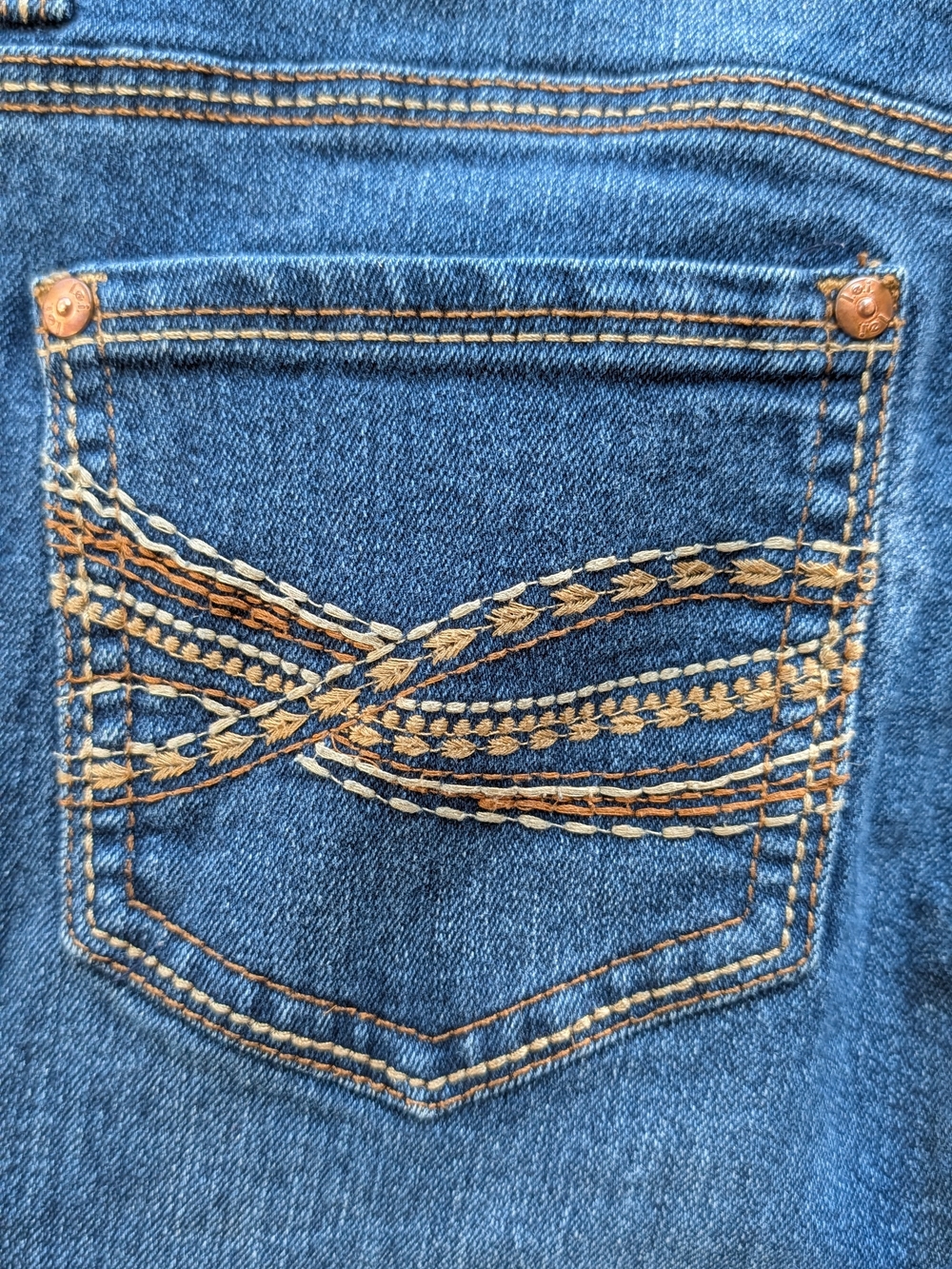 Lei Ashley Low Rise Slim Boot cut Women's Dark Indigo Denim Jeans Juniors 11